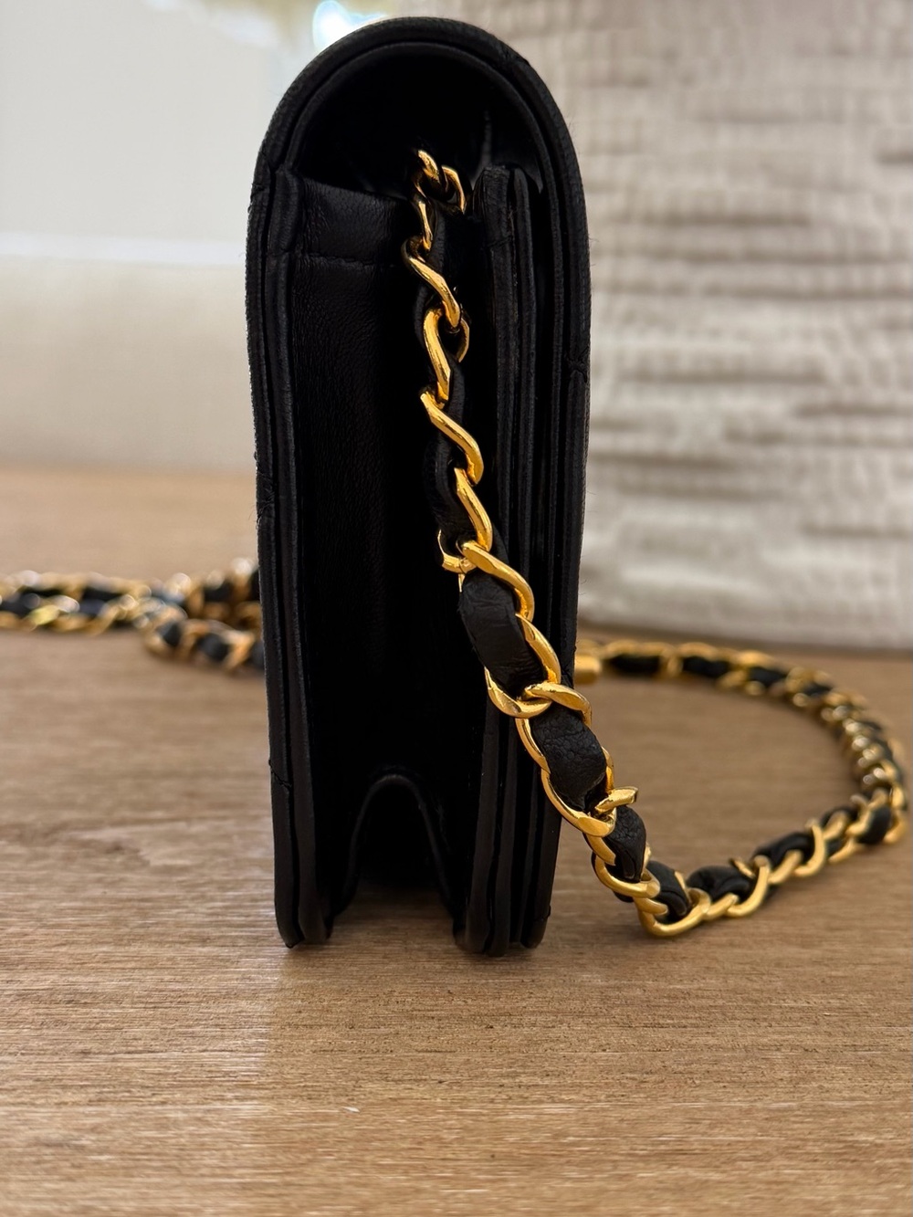CHANEL Black Quilted Lambskin Crossbody with Gold Chain - Picture 3 of 13